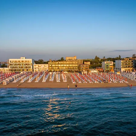 Club Dunarea Эфорие Норд