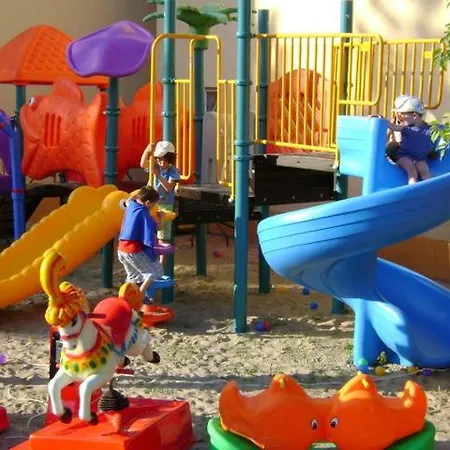 Курортный комплекс Club Dunarea 3*